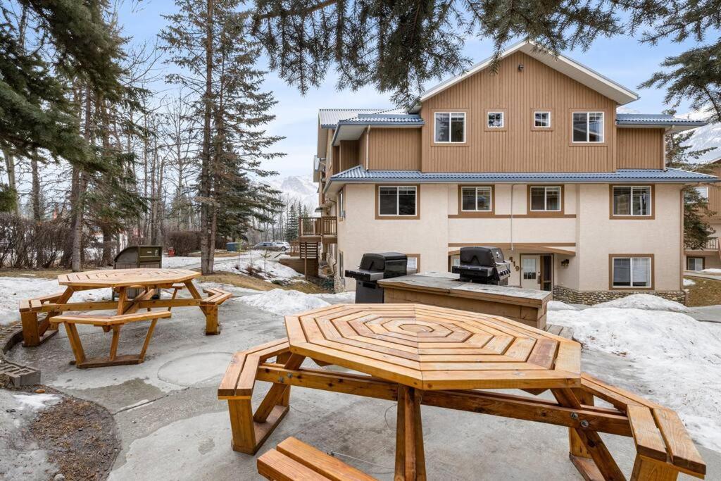 شقة Big Mountain Views - Bright 2-Story Corner Unit كانمور المظهر الخارجي الصورة